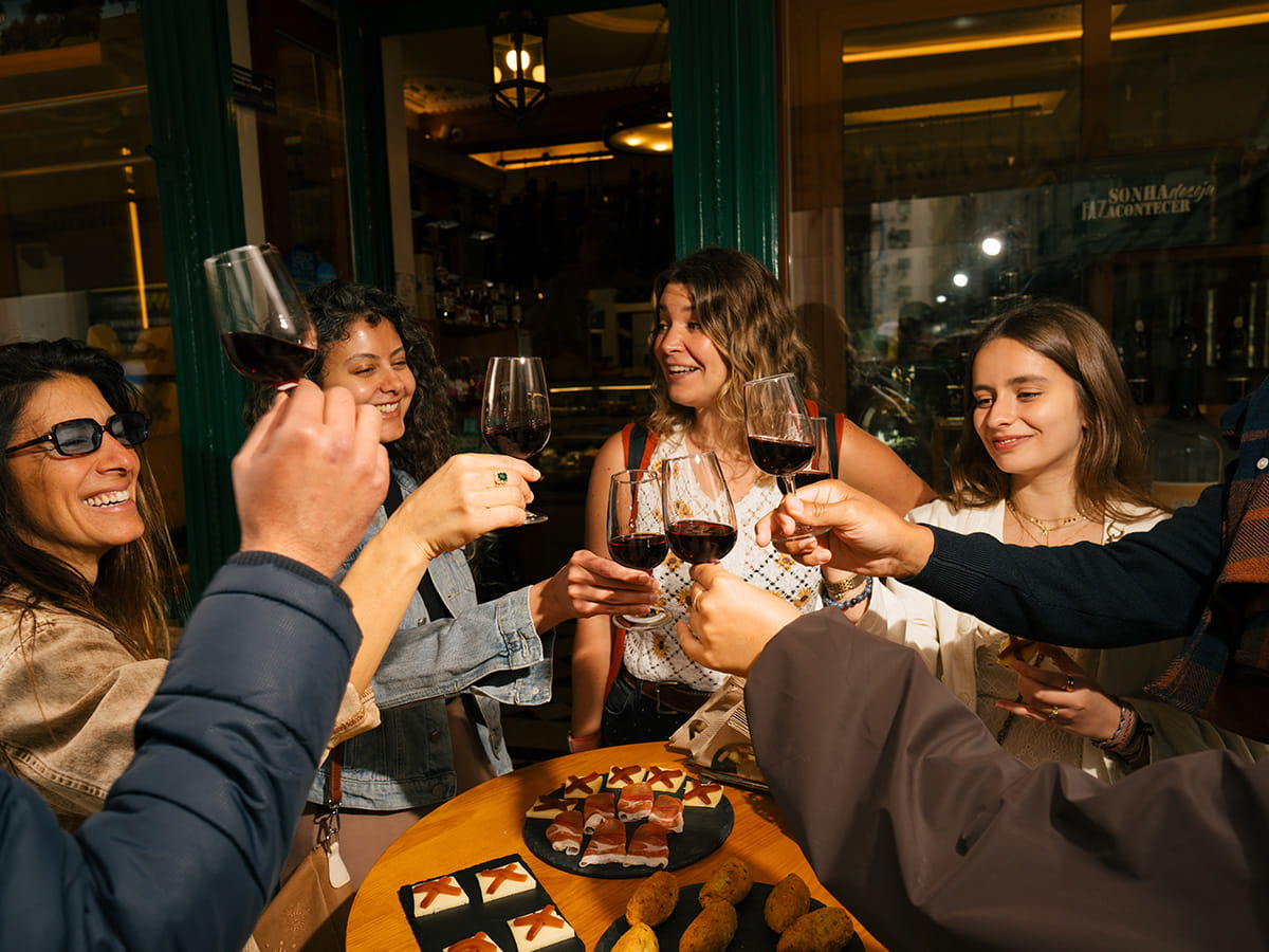 Enjoy what Lisbon has to offer - Image 17