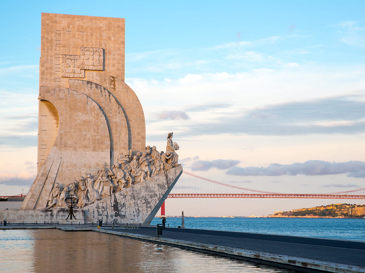 blog-1200x900-lisbon-tagus